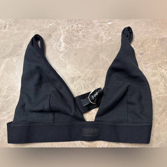 SKIMS COTTON RIB PLUNGE BRALETTE - Picture 4 of 11